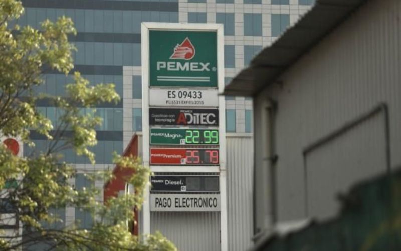 Mantiene Pemex 80% del mercado gasolinero